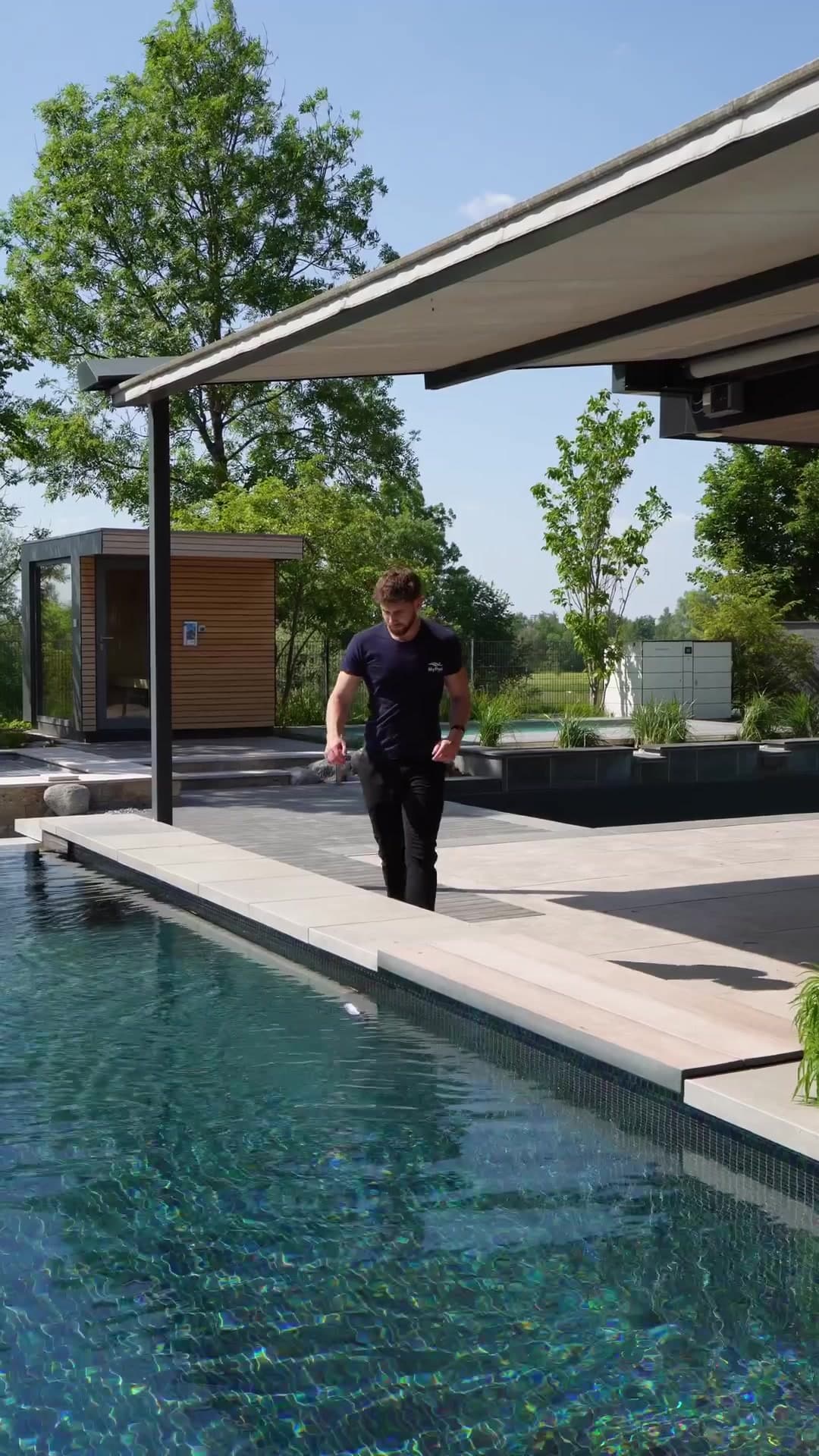 Poolanlage mit Pavillon, Dreh für MyPool Services